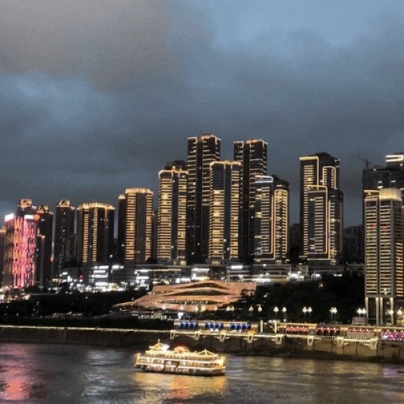 Meet your Posher, Maylin! - Picture 2 of 2